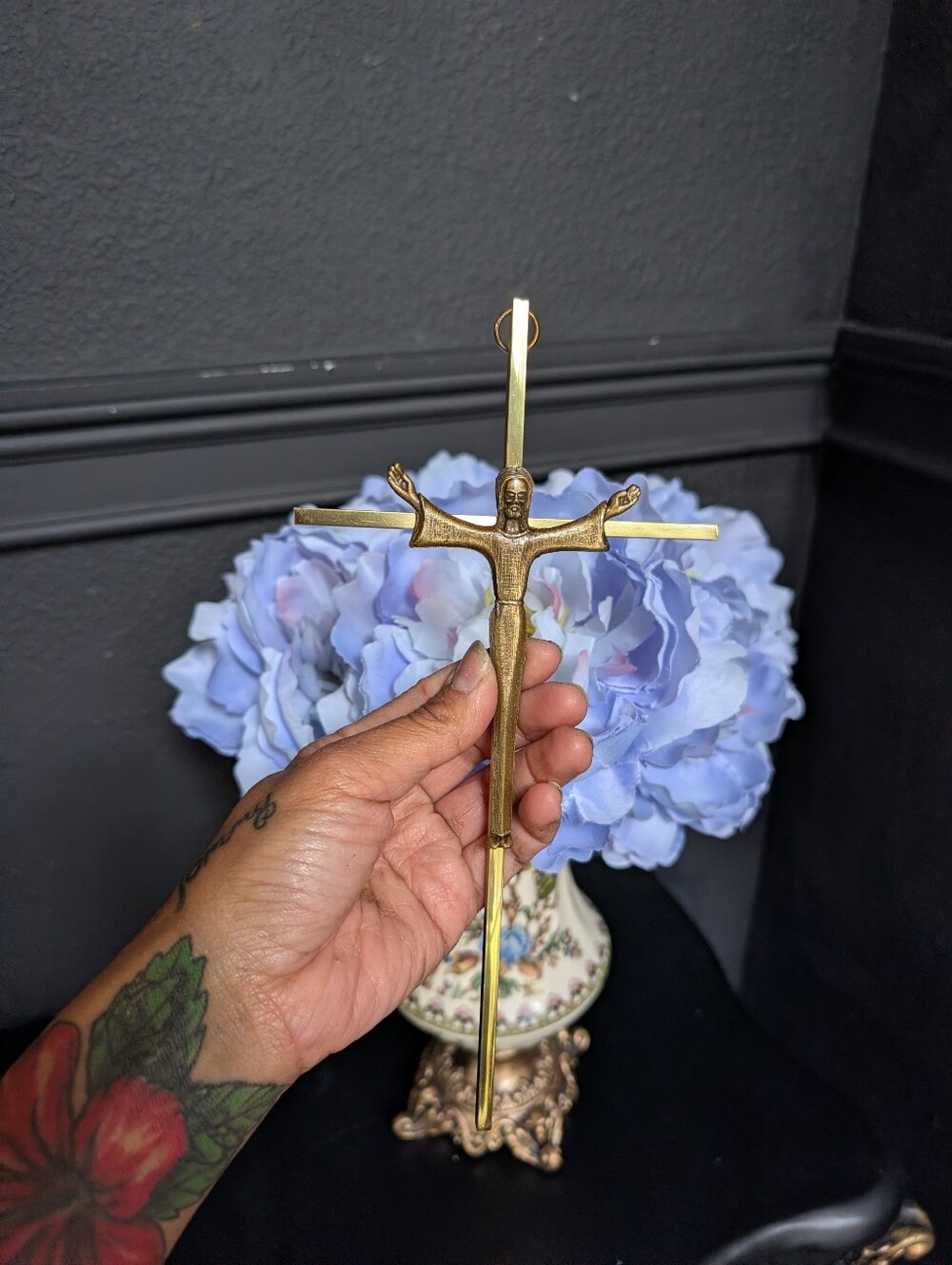 Vintage Mid Century Modern Brass Risen Christ Wall Crucifix Cross , 10"
